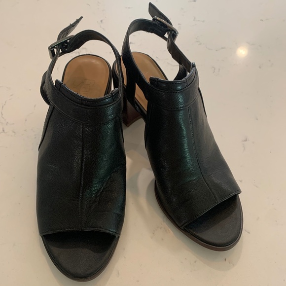 Franco Sarto Shoes - Franco Sarto Harlet Black Leather Slingback Block Heel Sandals Size 7